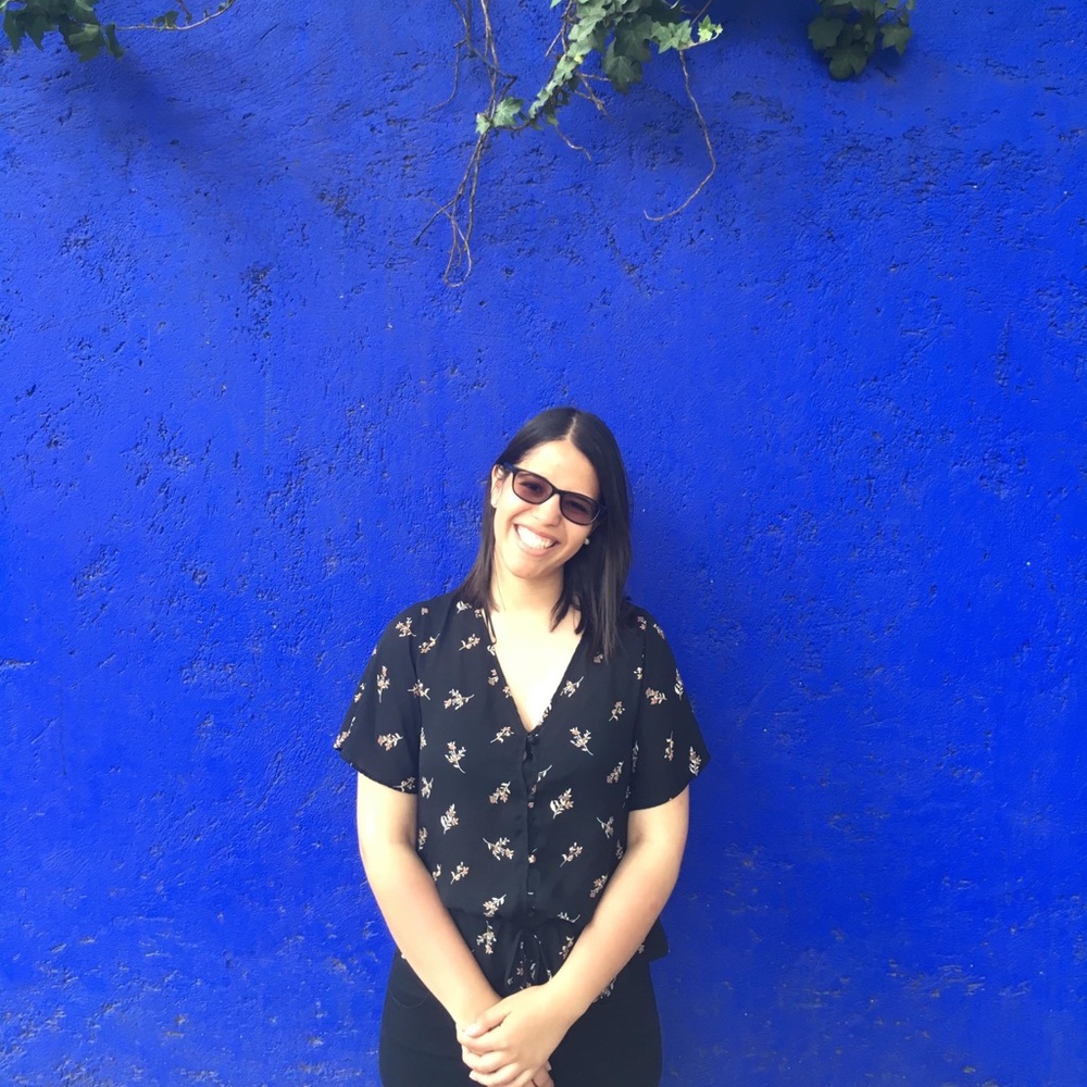 Meet your Posher, Daniela